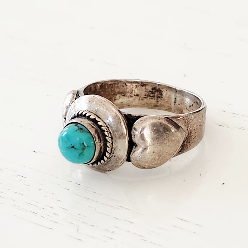 Vintage Sterling Silver Heart And Turquiose Ring